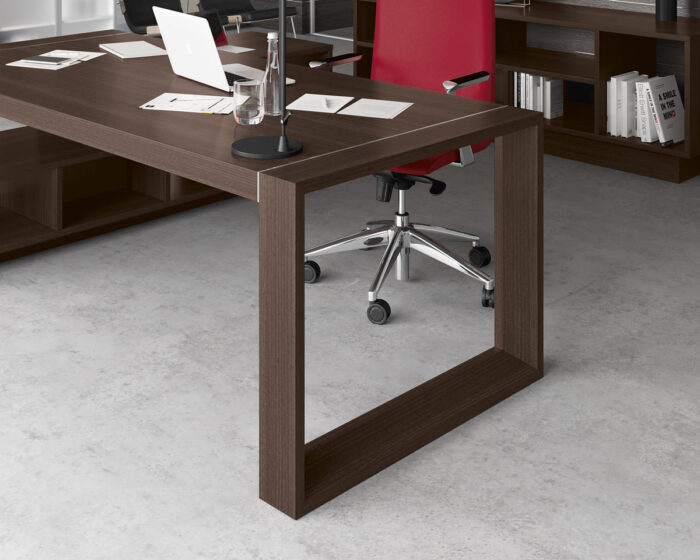 Scrivania Forma con Mobile di Servizio e Cassettiera 235x200 cm - immagine 4